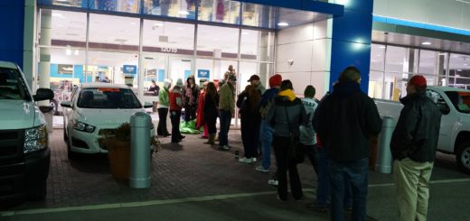 black friday shoppers